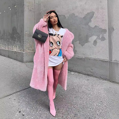 Long faux fur coat for women with a chic and stylish design