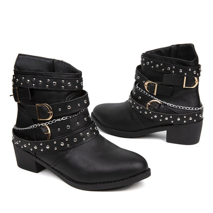 Bottines pour femmes avec des boucles tendance et des clous décoratifs Chic und Stil