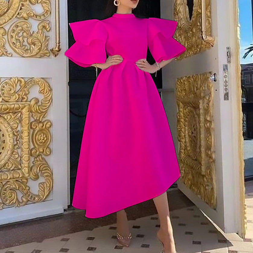 Robe midi femme avec des manches bouffantes volumineuses et un ourlet asymétrique Chic und Stil