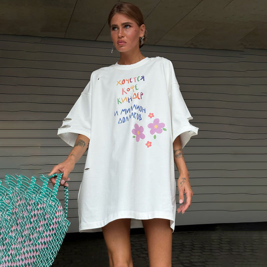 Robe T-shirt oversize pour femmes avec un design unique de déchirure graphique Chic und Stil