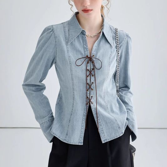 Blouse en jean élégante pour femmes avec fermeture en dentelle Chic und Stil