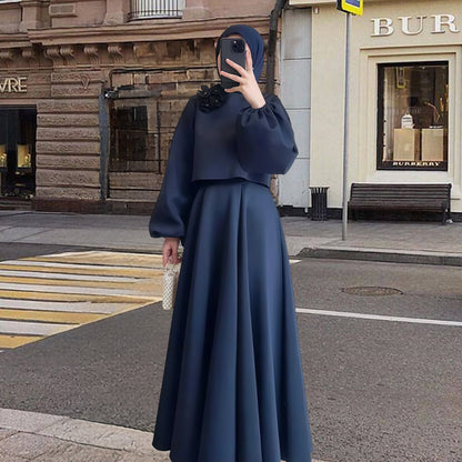 Dames Élégante Robe Maxi avec Manches Bouffantes et Détail Floral Décoratif Chic und Stil