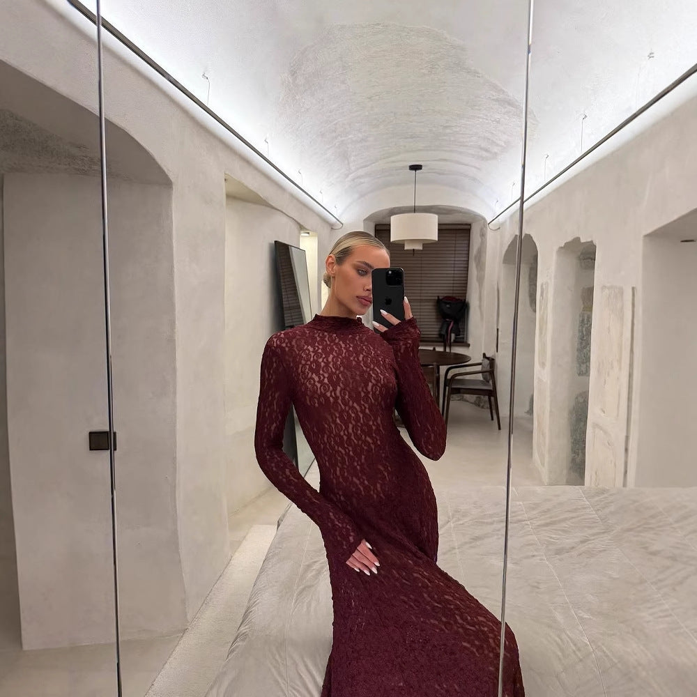 Robe maxi pour femmes en fine dentelle avec manches longues et design hautement fermé Chic und Stil