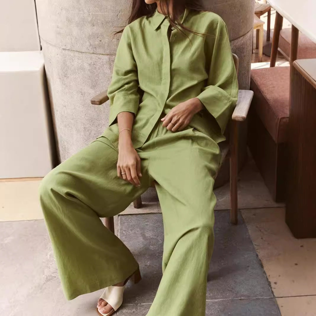 Chemise oversize décontractée pour femmes en mélange de coton léger avec des détails classiques Chic und Stil