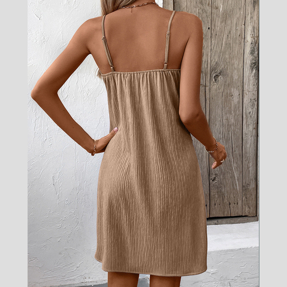 Robe sans manches pour femmes avec des fines côtes et décolleté en V Chic und Stil