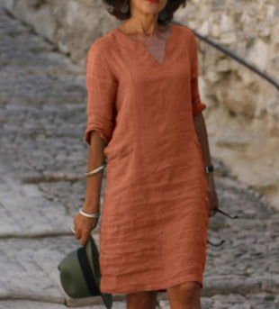 Robe en lin pour femmes avec coupe décontractée et élégant décolleté en V Chic und Stil