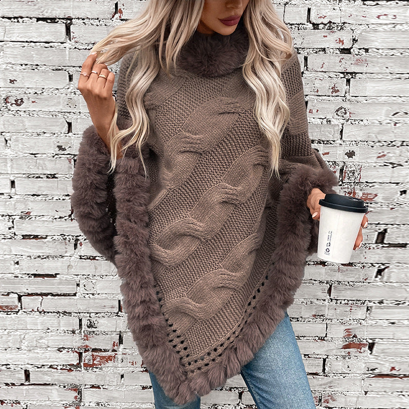 Dames pull-poncho douillet avec garniture en fausse fourrure douce et motif en torsades Chic und Stil