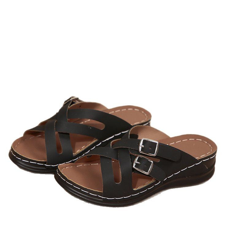 Chaussures femme confortables avec une conception de boucle à la mode et semelle intérieure rembourrée Chic und Stil