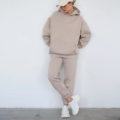 Chic and Style women's casual hoodie and jogger pants set