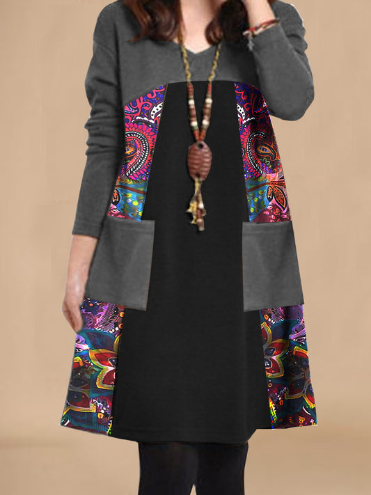 Robe maxi femme avec un mélange de motifs unique et des poches généreuses Chic und Stil