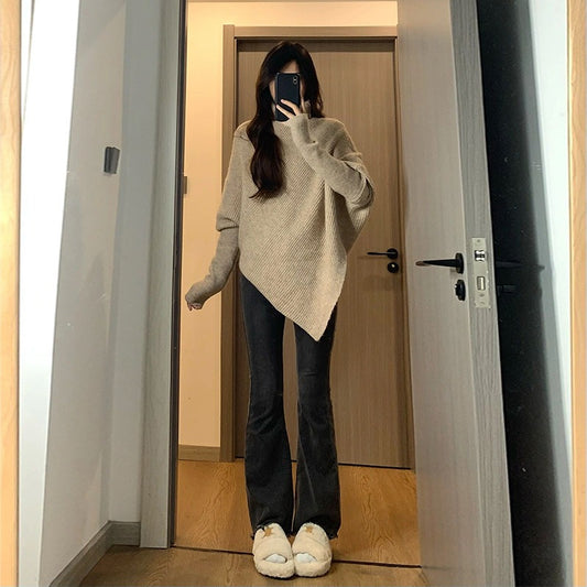 Pull en tricot décontracté pour femmes avec une coupe asymétrique et un matériau doux Chic und Stil