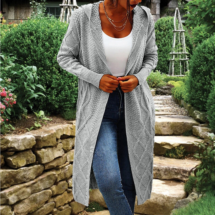 Cardigan en tricot pour femmes avec capuche et motif en torsades luxueux Chic und Stil