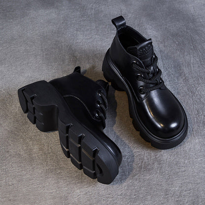 Chic und Stil | Boots - Genuine Leather - High Shaft - Thick Sole - Lace Closure