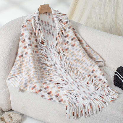 Dames élégant poncho avec des détails frangés et un motif à carreaux moderne Chic und Stil
