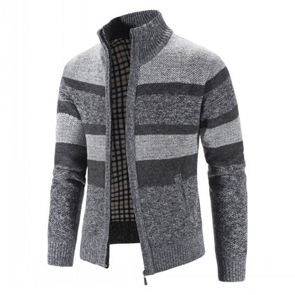 Fashion knitted pullover for men with full zipper and striped design Chic und Stil