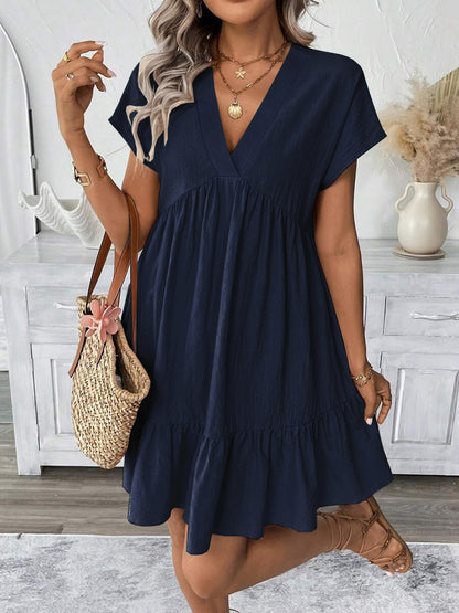 Robe d'été courte pour femmes avec décolleté en V profond et bas de volants Chic und Stil