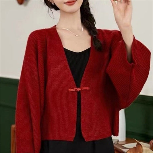 Women's comfortable knit cardigan with wide sleeves, chic and stylish
