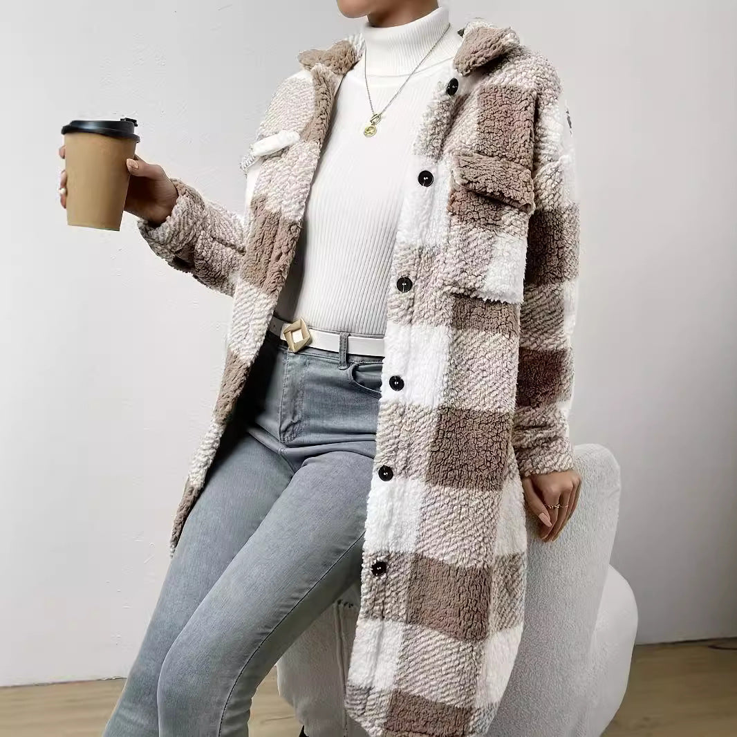 Dame Teddy-pull à capuche avec motif à carreaux et poches pratiques Chic und Stil