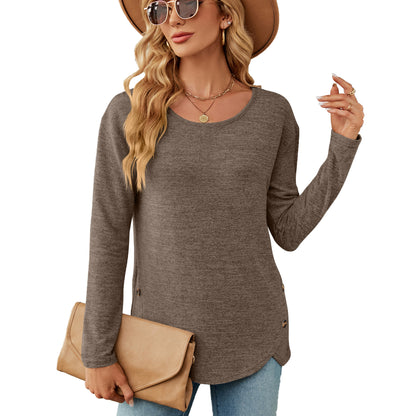 Women casual long sleeve top with modern button details Chic und Stil