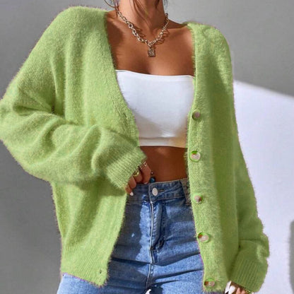 Dames cardigan en tricot pelucheux avec boutons dorés et coupe décontractée Chic und Stil