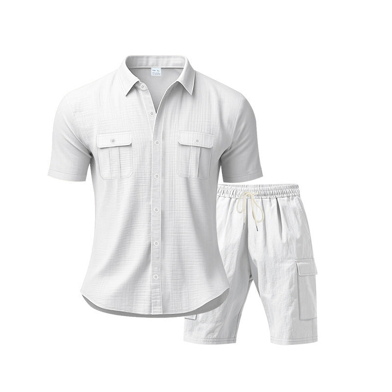 Tenue de loisirs pour hommes avec chemise décontractée et shorts cargo pratiques Chic und Stil