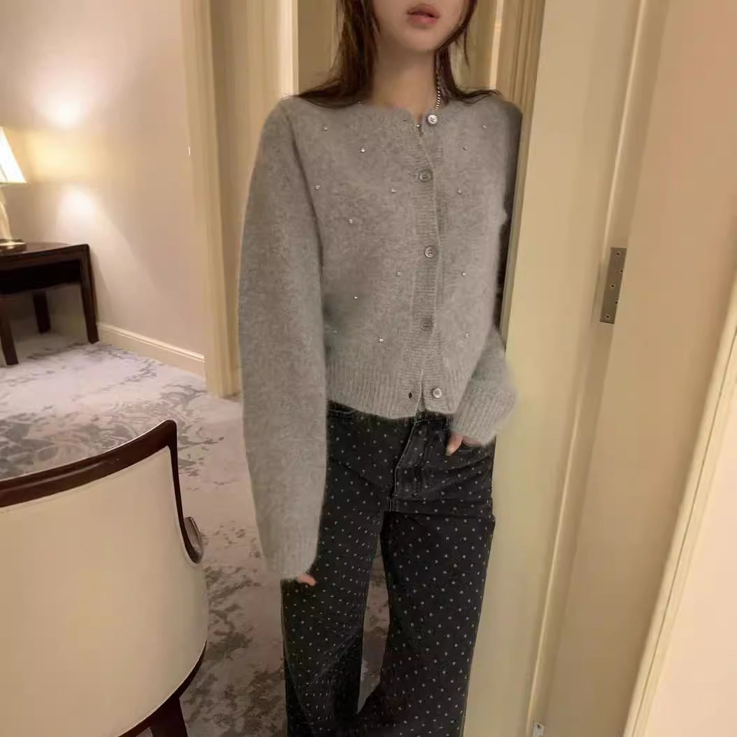 Dames élégante cardigan en tricot avec des accents de perles tendance Chic und Stil
