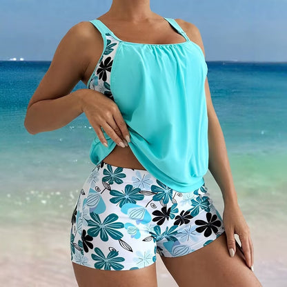 Tankini de sport pour femmes avec une coupe florale tendance et un short confortable Chic und Stil