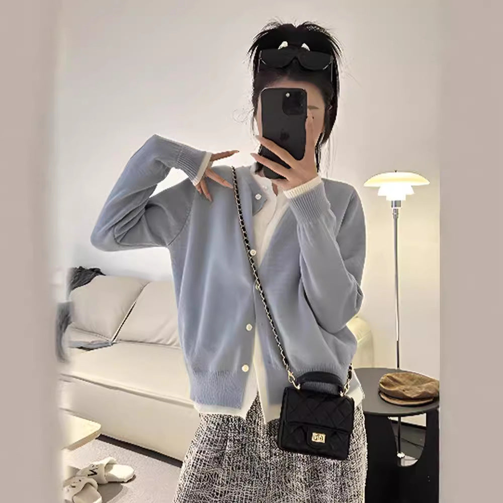 Dames elegante cardigan avec détails en bouton et matériau doux Chic und Stil