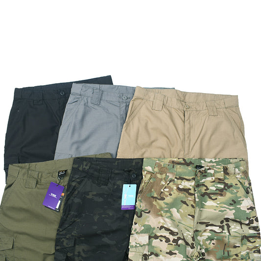 Men's cargo pants with multifunctional pockets and durable material Chic and Style