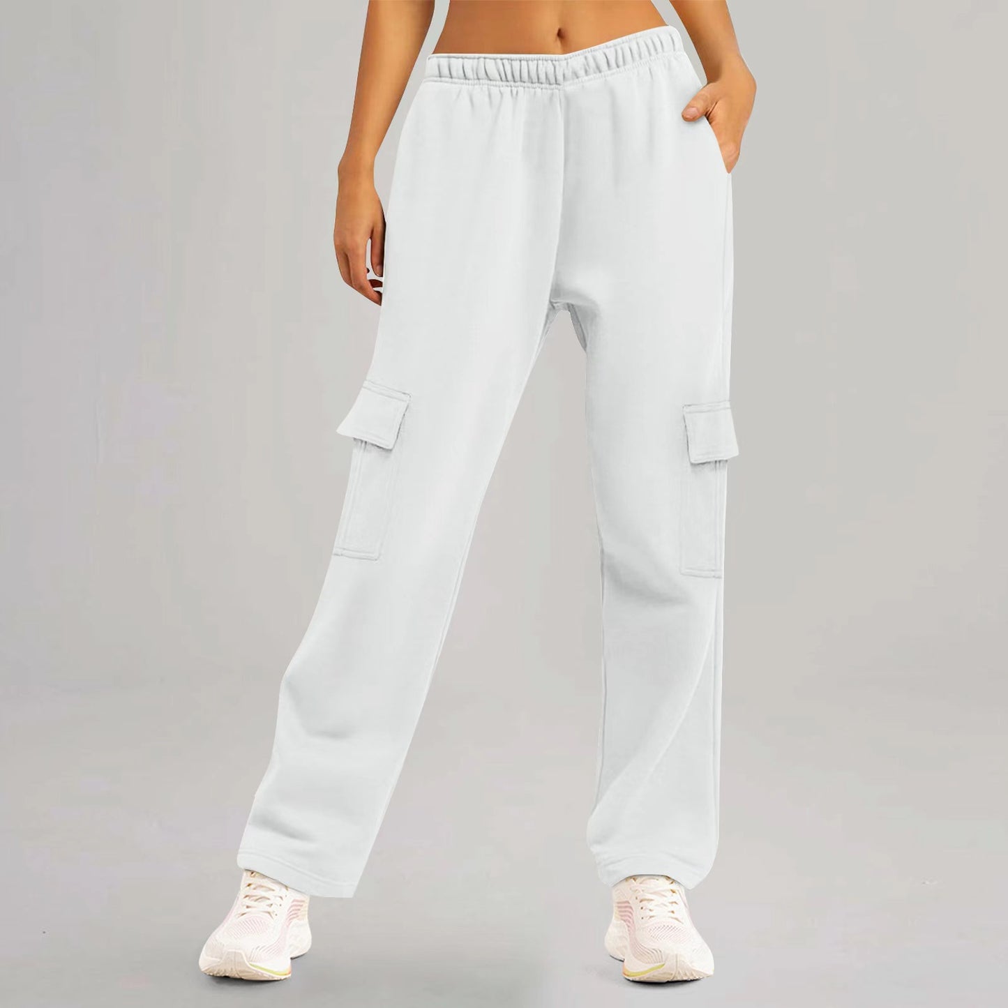 Chic and Style women's cargo style cargo pants with practical side pockets