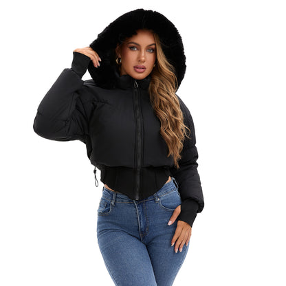 Cropped down jacket for women with removable hood and faux fur trim Chic und Stil