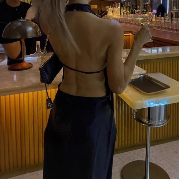 Femme Robe maxi élégante avec design sans épaules et ouverture au dos profonde Chic und Stil