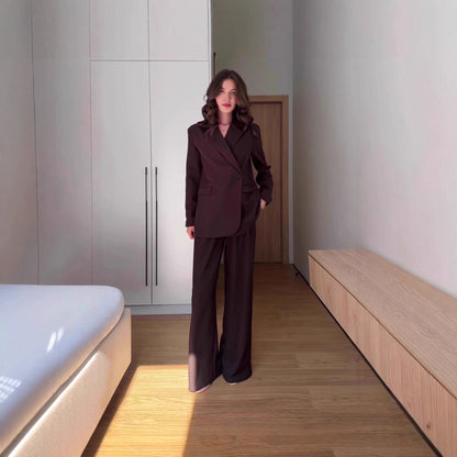 Dames élégant ensemble d'affaires avec blazer et pantalon large Chic und Stil