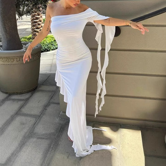 Dames Élégante Robe Maxi Off-Shoulder avec Ourlet Asymétrique et Détails Volants Chic und Stil