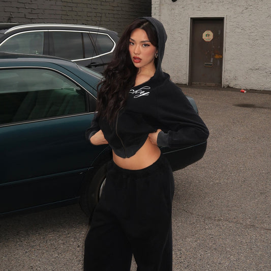 Casual hoodie set for women and chic jogger pants