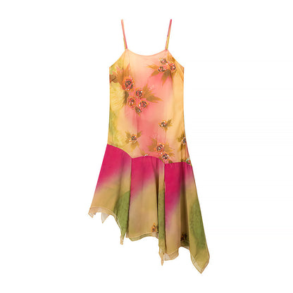 Robe d'été asymétrique pour femmes avec un design floral et de délicates bretelles spaghetti Chic und Stil