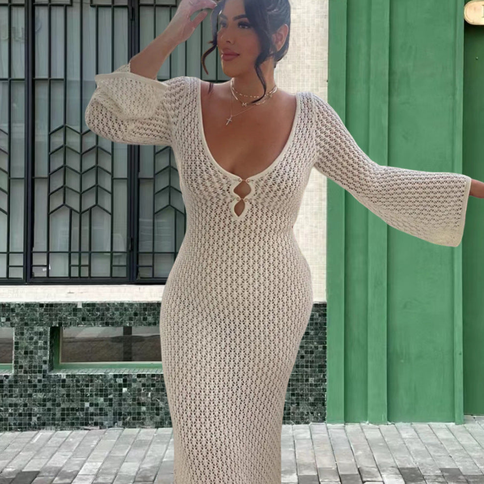 Robe maxi tricot pour femmes avec décolleté en V profond et détails de volants tendance Chic und Stil