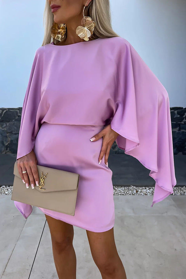 Robe mini élégante pour femmes avec coupe fluide et manches statement Chic und Stil