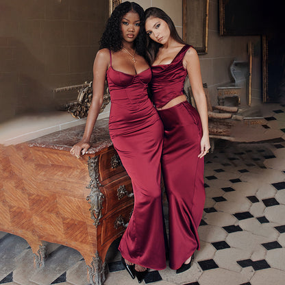 Dames Élégante Robe Maxi en Satin avec Bretelles Spaghetti et Coupe Ajustée Chic und Stil