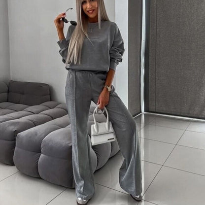 Dames ensemble décontracté ample avec un élégant sweat bleu et un pantalon palazzo Chic und Stil