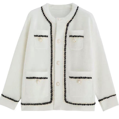 Dames cardigan à la mode avec des coutures contrastées élégantes et des détails de boutons Chic und Stil