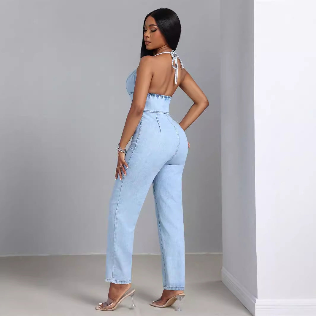 Combinaison en denim pour femmes avec décolleté en V profond et patte de boutonnage Chic und Stil