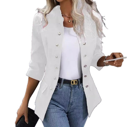 Dames Blazer à la mode avec détails de bouton Chic und Stil