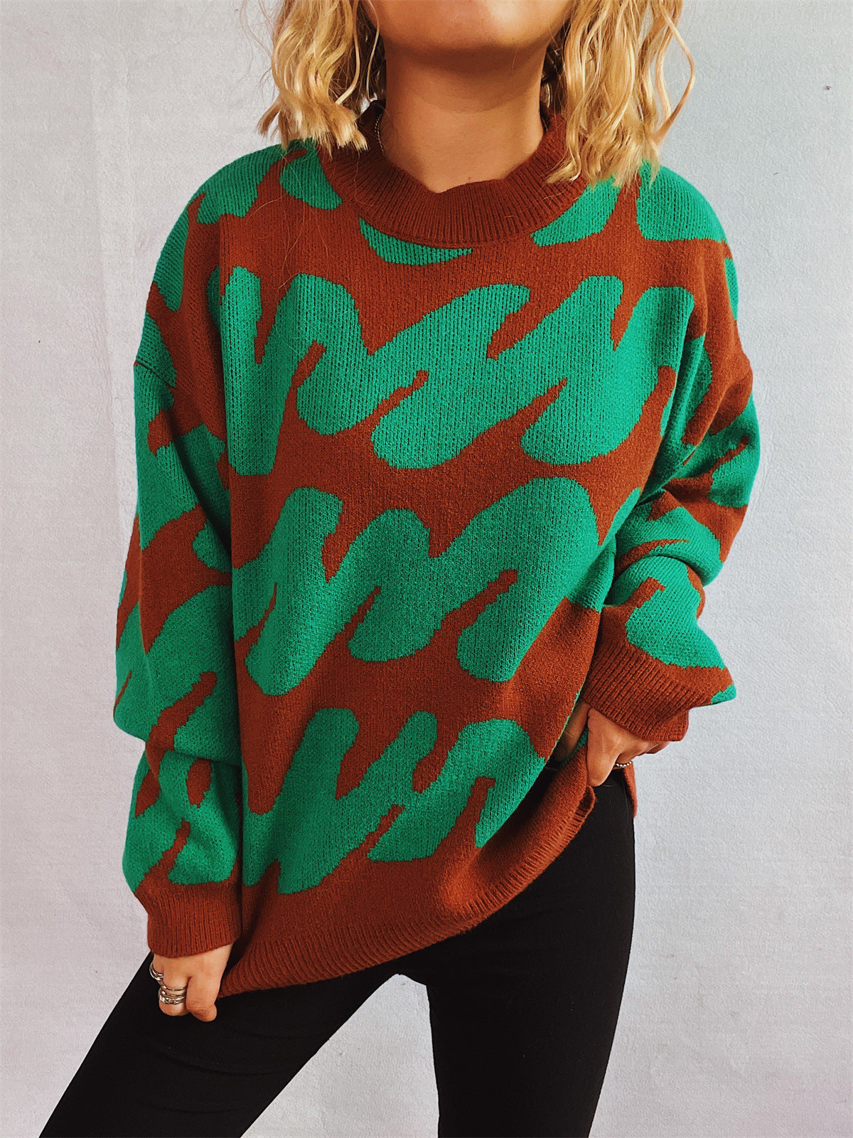Pull décontracté pour femmes avec un design moderne de blocs de couleurs et des manches volumineuses Chic und Stil