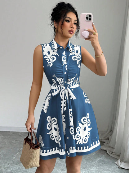 Robe d'été pour femmes avec coupe cintrée Chic und Stil