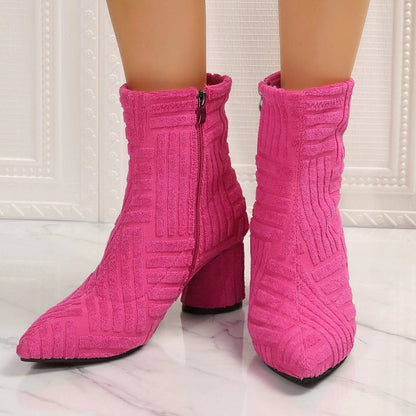 Bottines pour femmes avec un design tricot contemporain et un talon bloc confortable Chic und Stil