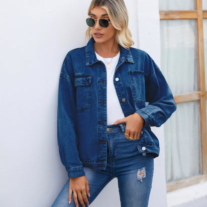 Veste en denim pour dames avec un motif léopard stylé et des poches pratiques Chic und Stil