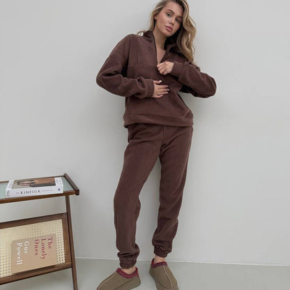 Dames Ensemble de lounge en molleton confortable avec taille élastique et fermeture éclair Chic und Stil
