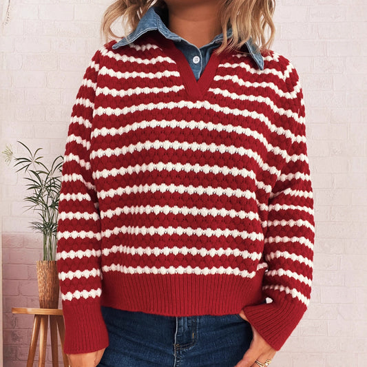 Pull en tricot pour femme avec un décolleté en V profond et un motif rayé marqué Chic und Stil