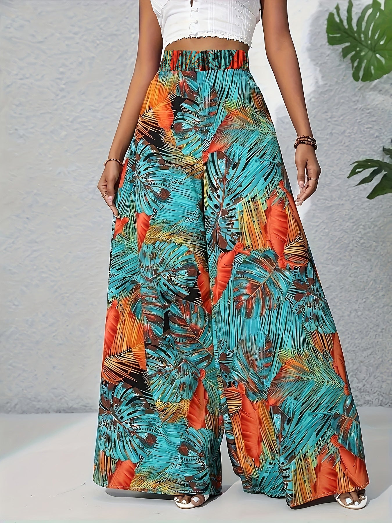 Palazzo Pants for Women with a Lively Palm Pattern and an Elastic High Waist Chic and Style